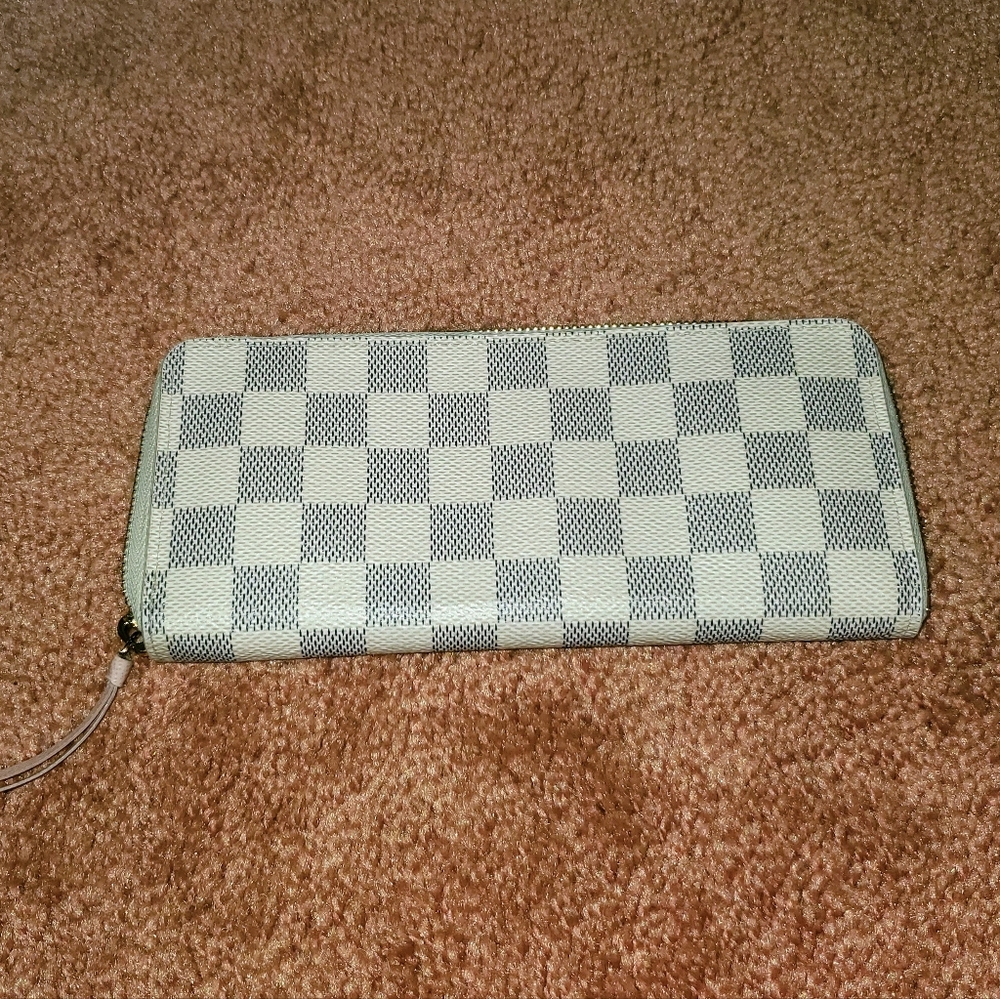 Authentic Louis Vuitton Wallet
